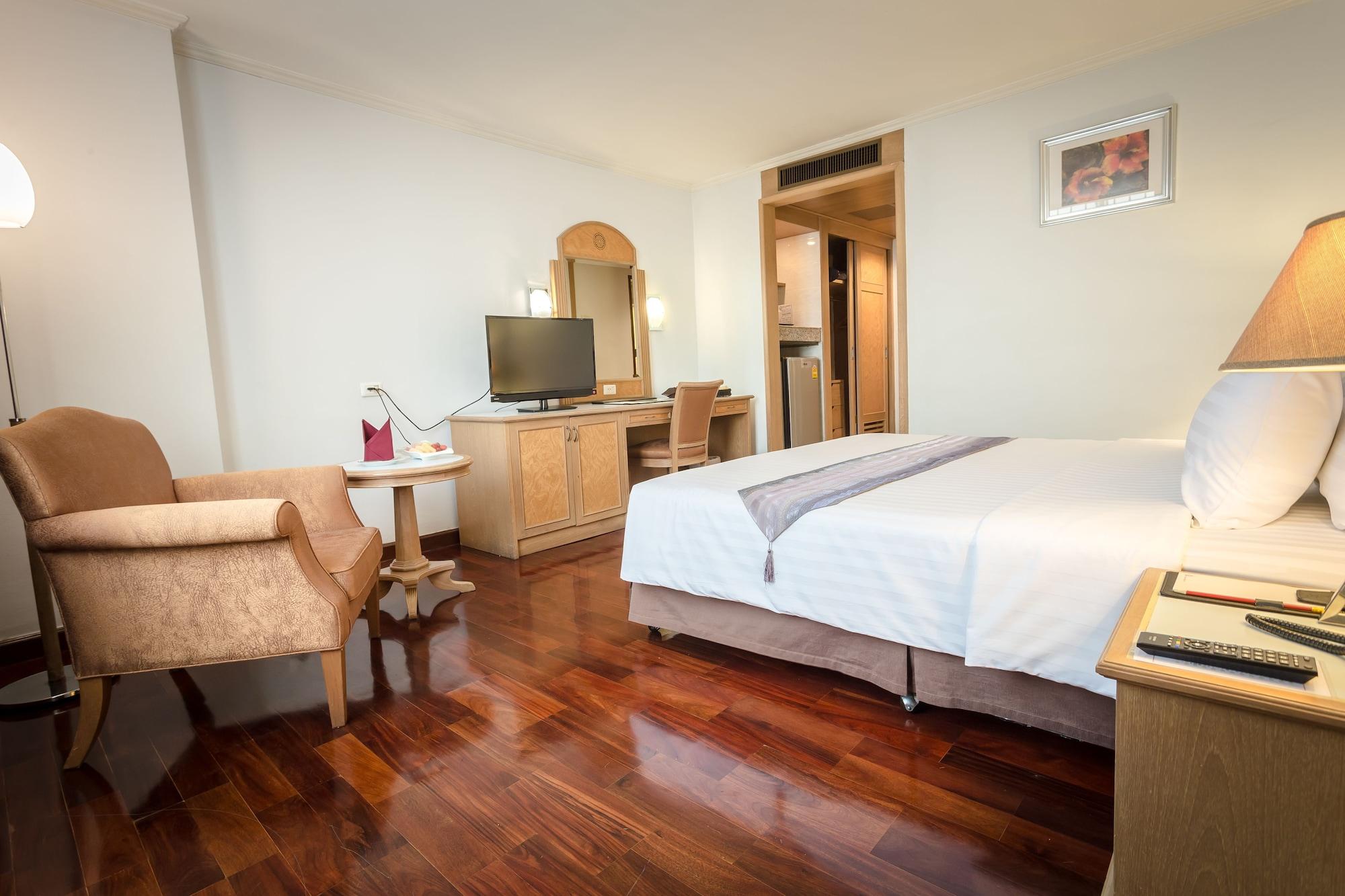 Grand Tower Inn Rama 6 Бангкок Екстер'єр фото