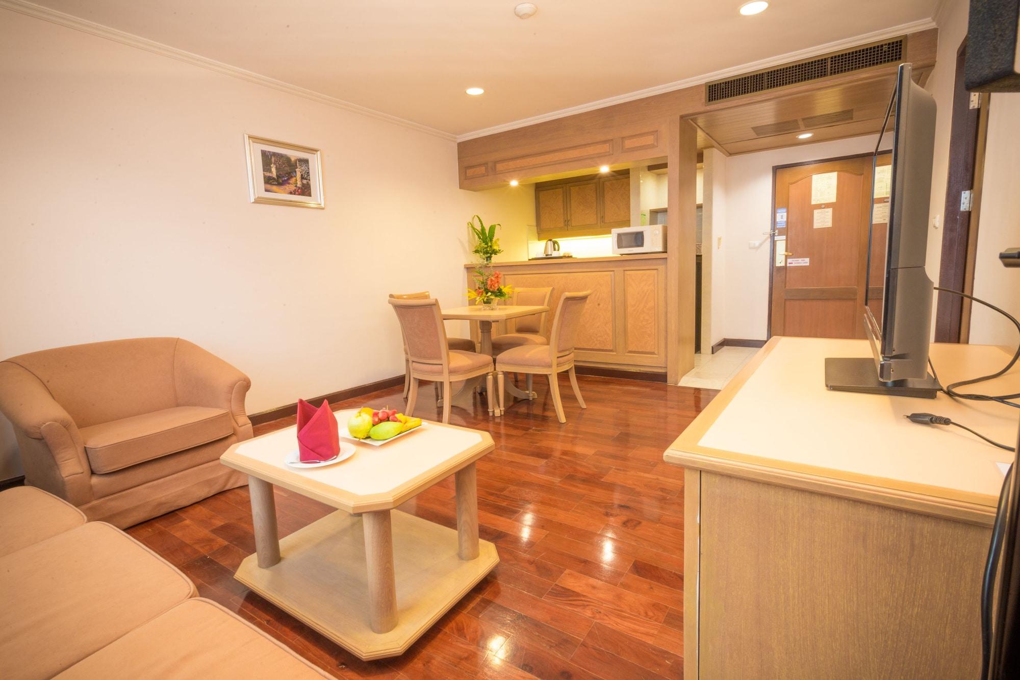 Grand Tower Inn Rama 6 Бангкок Екстер'єр фото