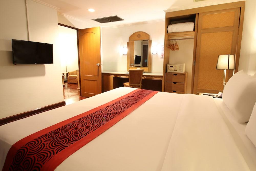 Grand Tower Inn Rama 6 Бангкок Екстер'єр фото
