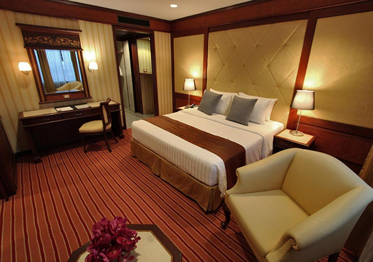 Grand Tower Inn Rama 6 Бангкок Екстер'єр фото